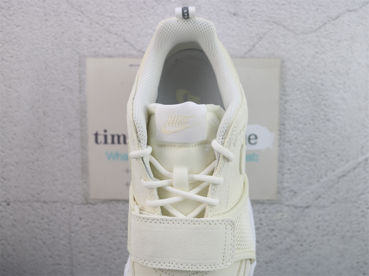 Nike Zoom Field Jaxx SP Travis Scott Sail HQ3061-100